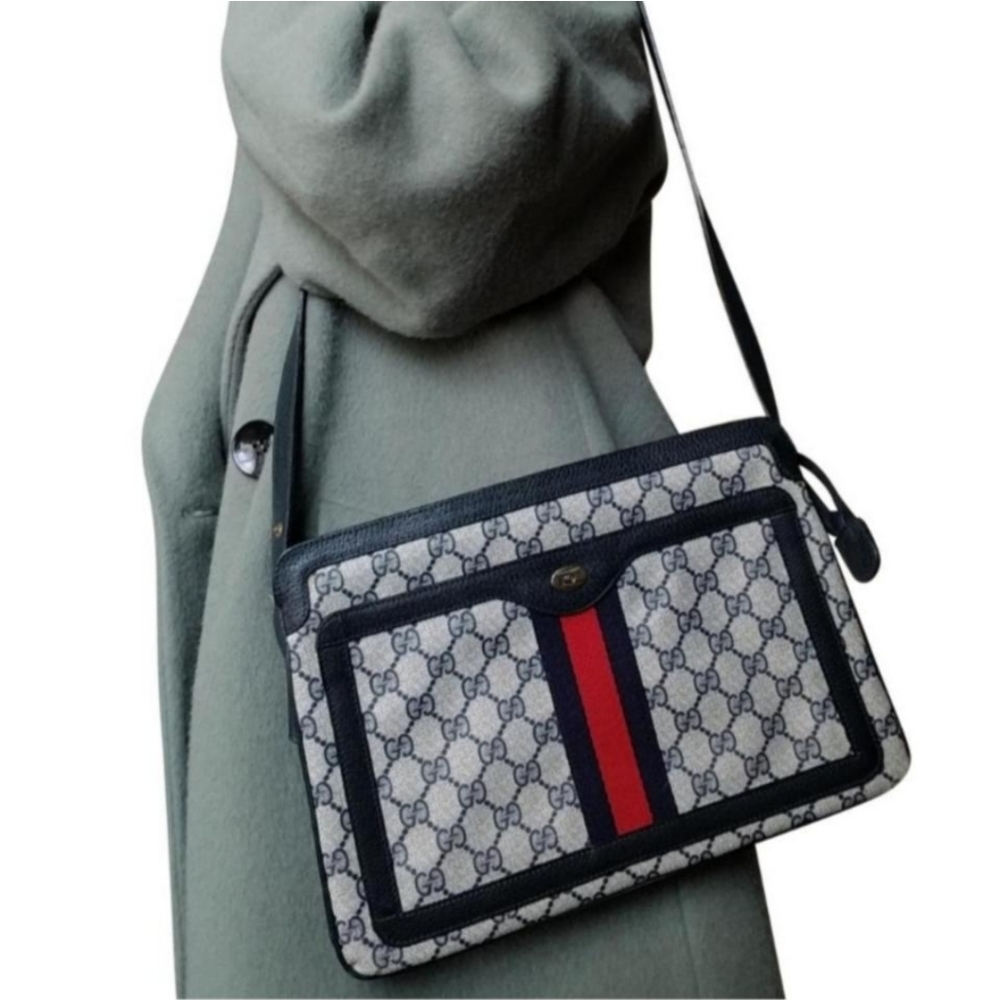 Authentic Vintage Gucci GG Monogram Ophidia - Picture 1 of 11